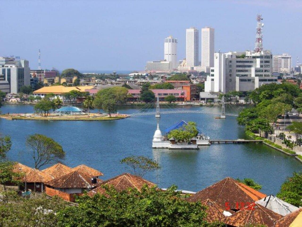 Beira Lake surrounded by urban development in Colombo