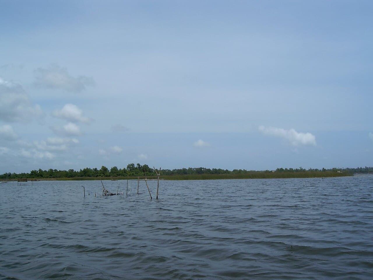 Open water of Bolgoda Lake south of Moratuwa