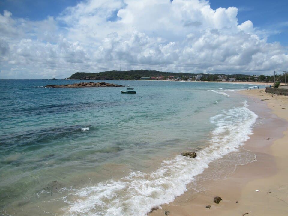 The beach on Dutch Bay in Trincomalee, below the Koneswaram temple headland