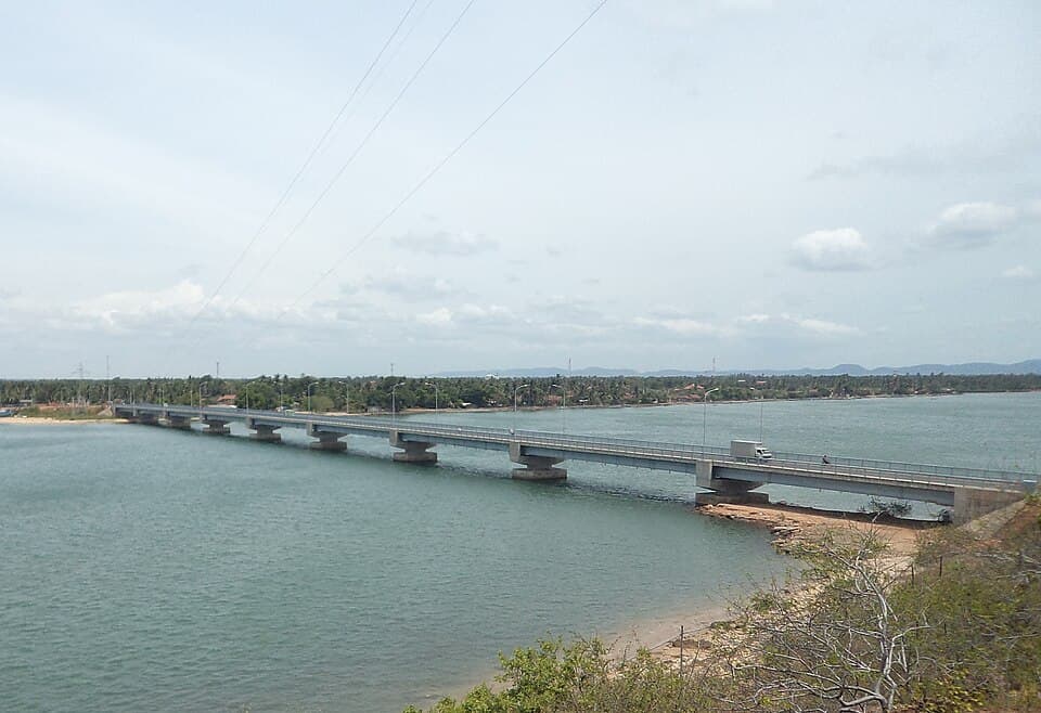 Kinniya Bridge crossing the lagoon south of Trincomalee