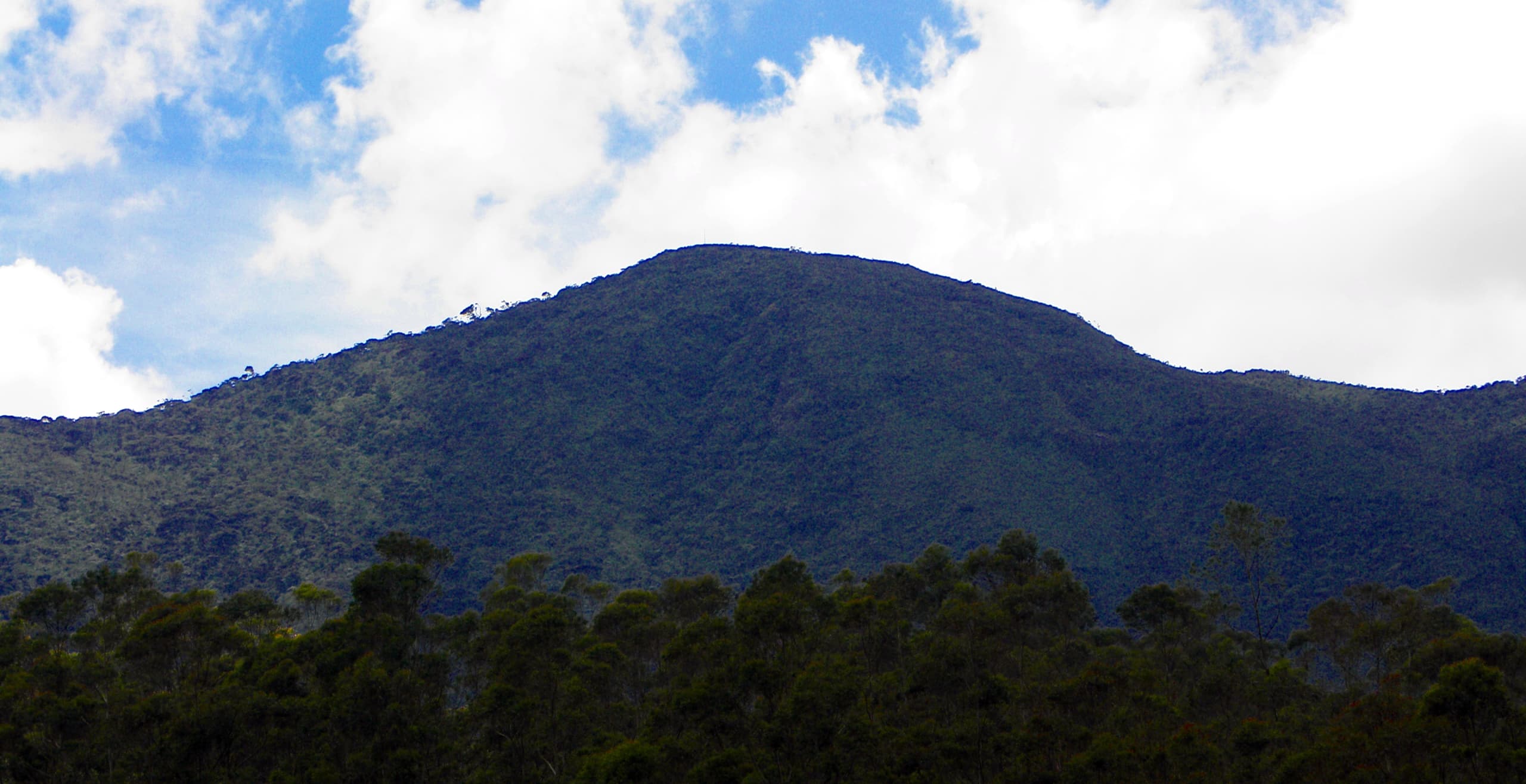 Totapolakanda summit in Horton Plains National Park