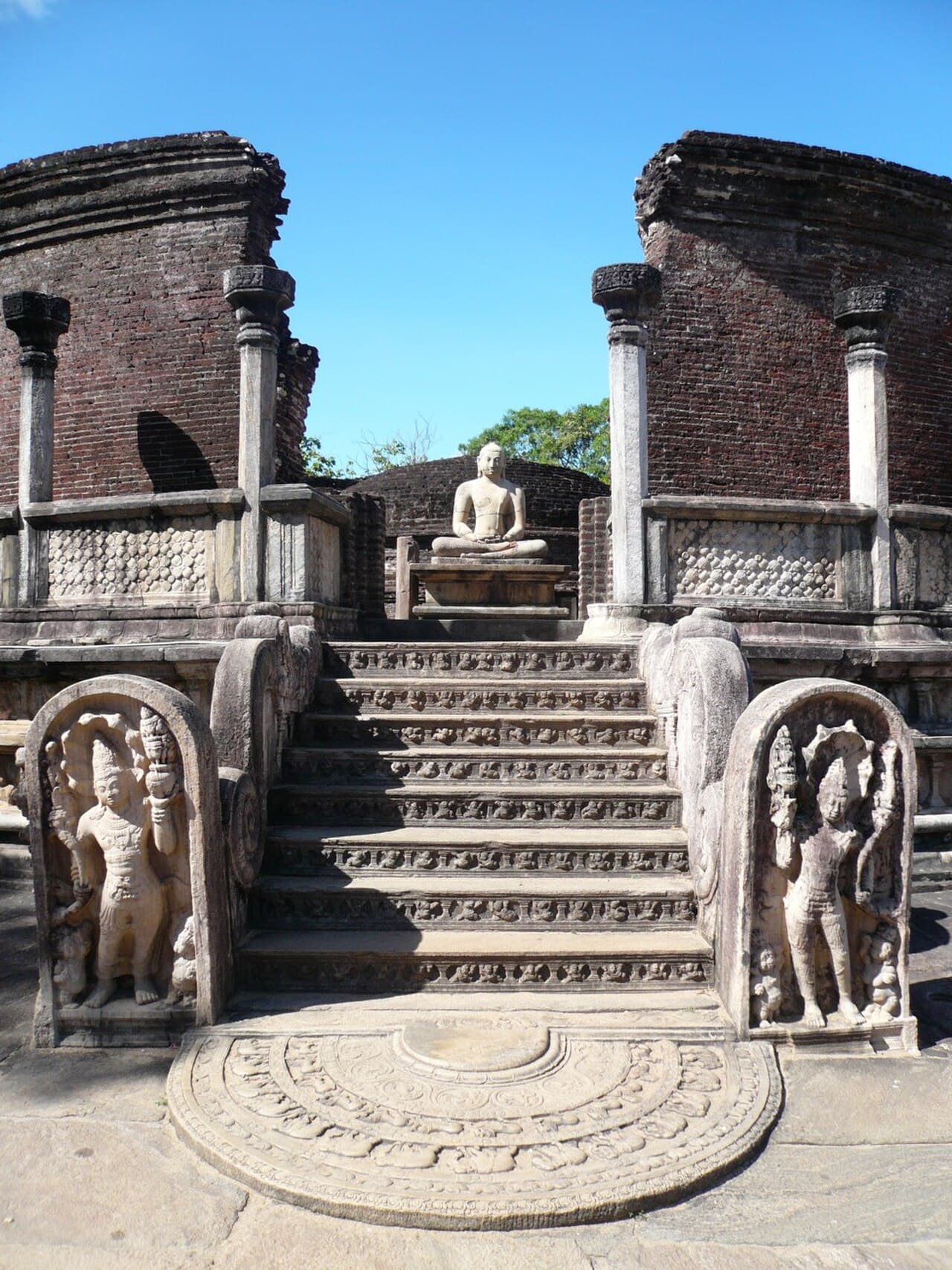 Stone terraces and Buddha statue of the Polonnaruwa Vatadage