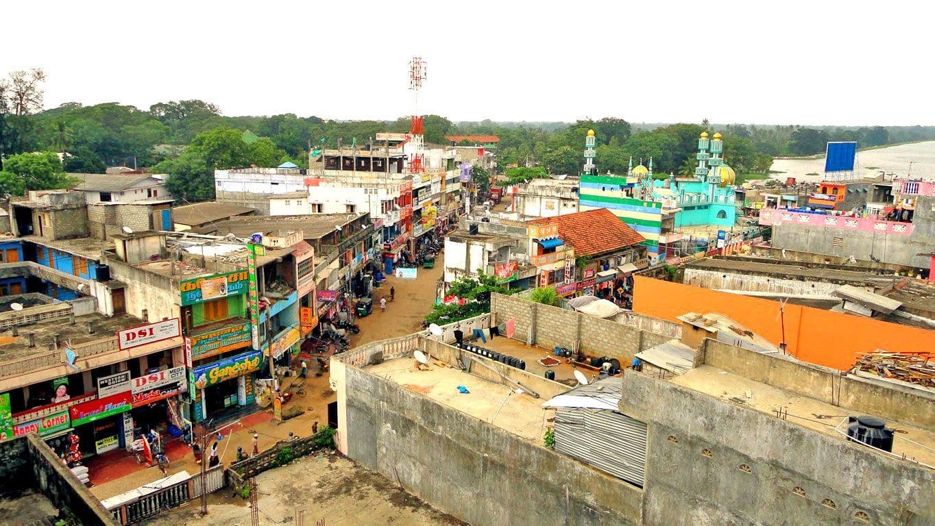 Street scene in Vavuniya town, northern Sri Lanka